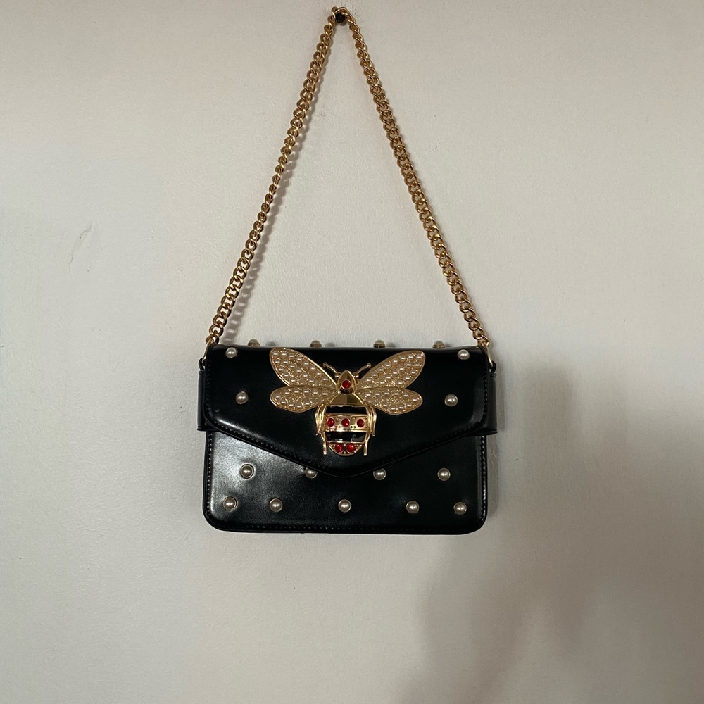Source Unknown Black Shoulder Bag with Gold Bee Accent